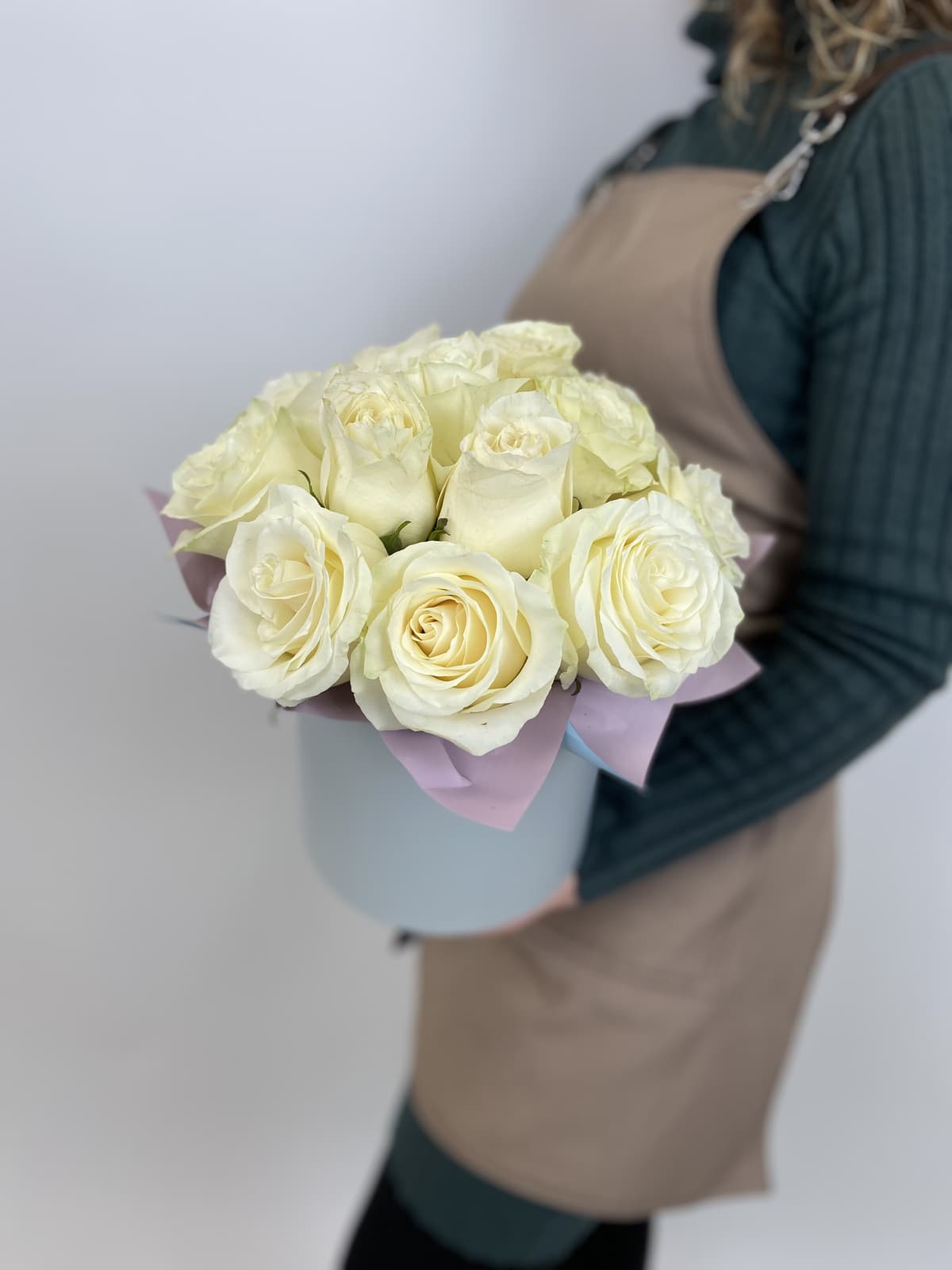 15 Роз в шляпной коробке (цветы на выбор)