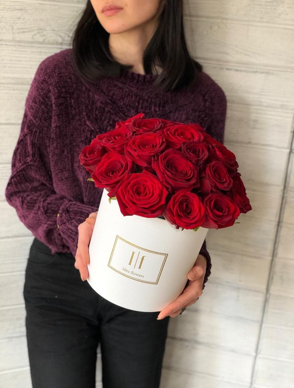 25 Роз в шляпной коробке