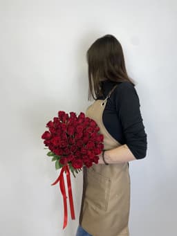 Красивый букет 51шт КРАСНЫЕ Розы Кения 35-40см