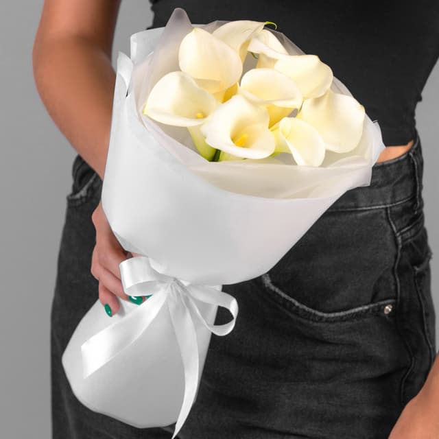 Букет 9 Белых Калл Букет 9 Белых Калл