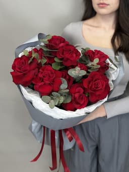 Праздничный букет цветов "Amor Amor"