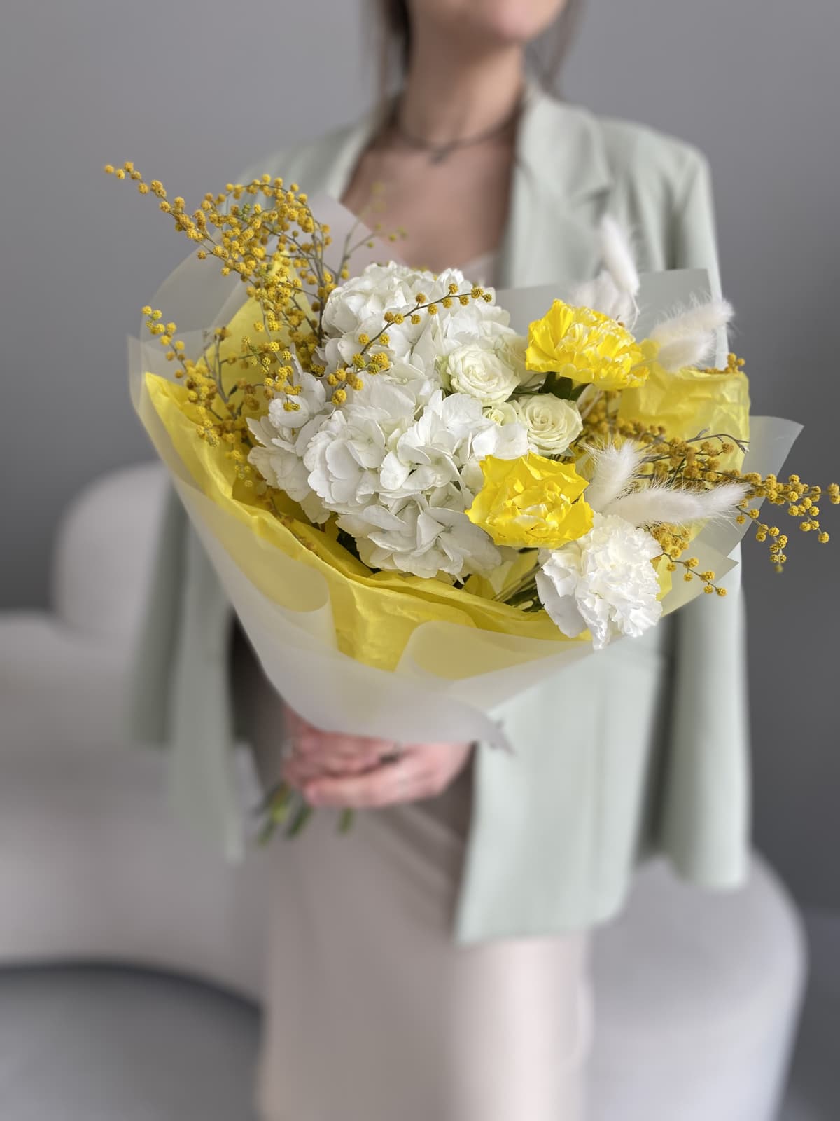 Букет "Гортензия с Мимозой"