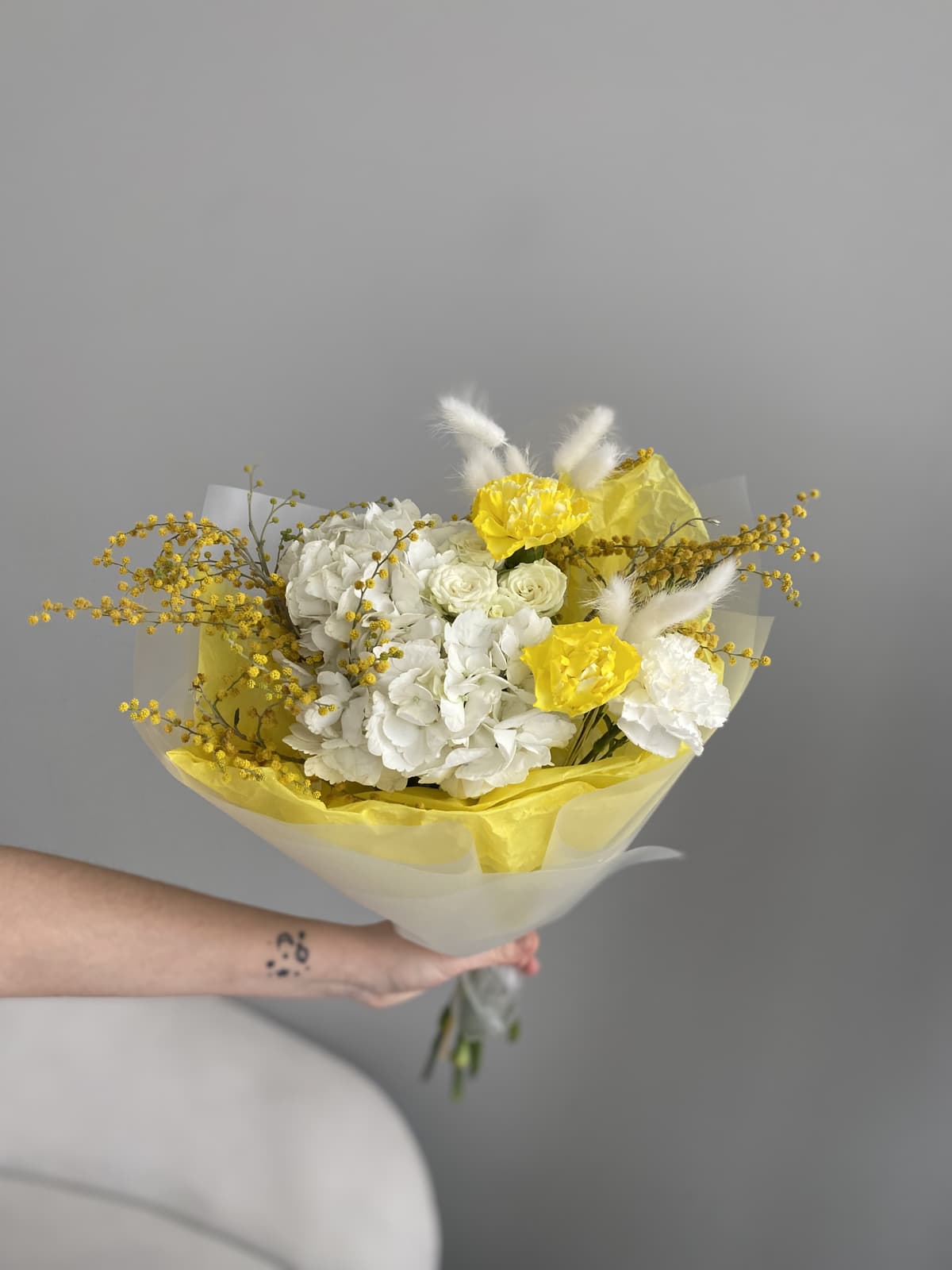 Букет "Гортензия с Мимозой"