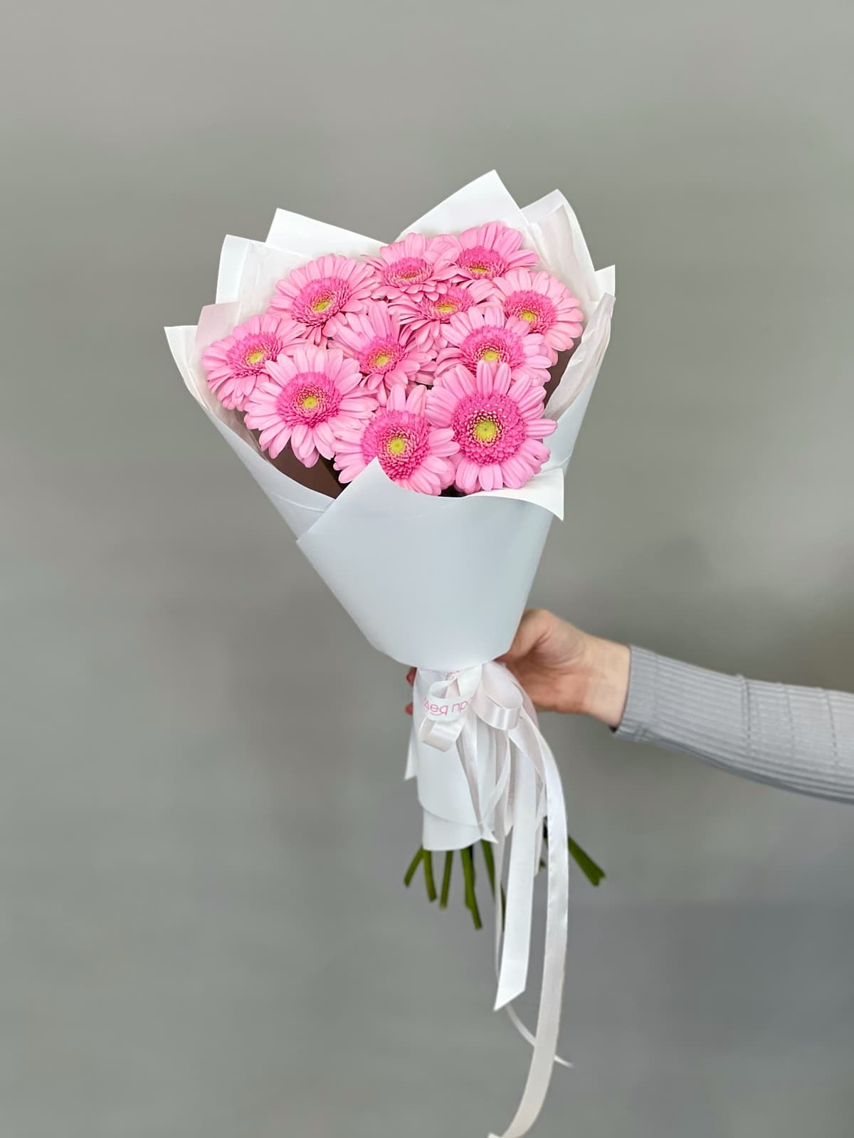 Букет из 11 розовых гермини