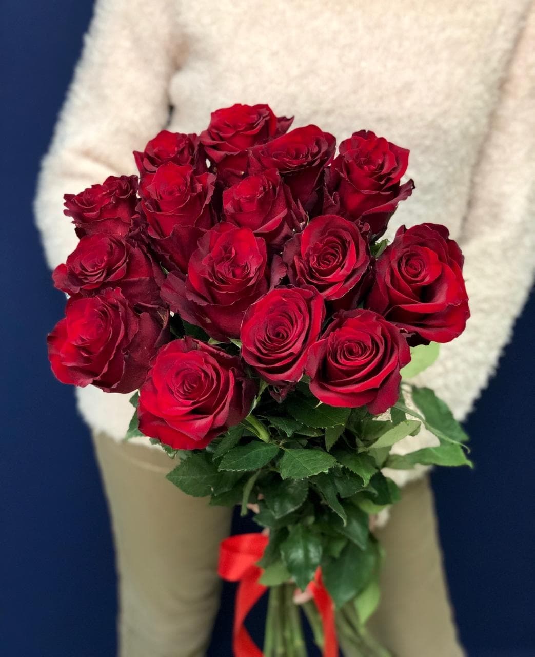 Букет из 15 красных Роз Эквадор 50 см