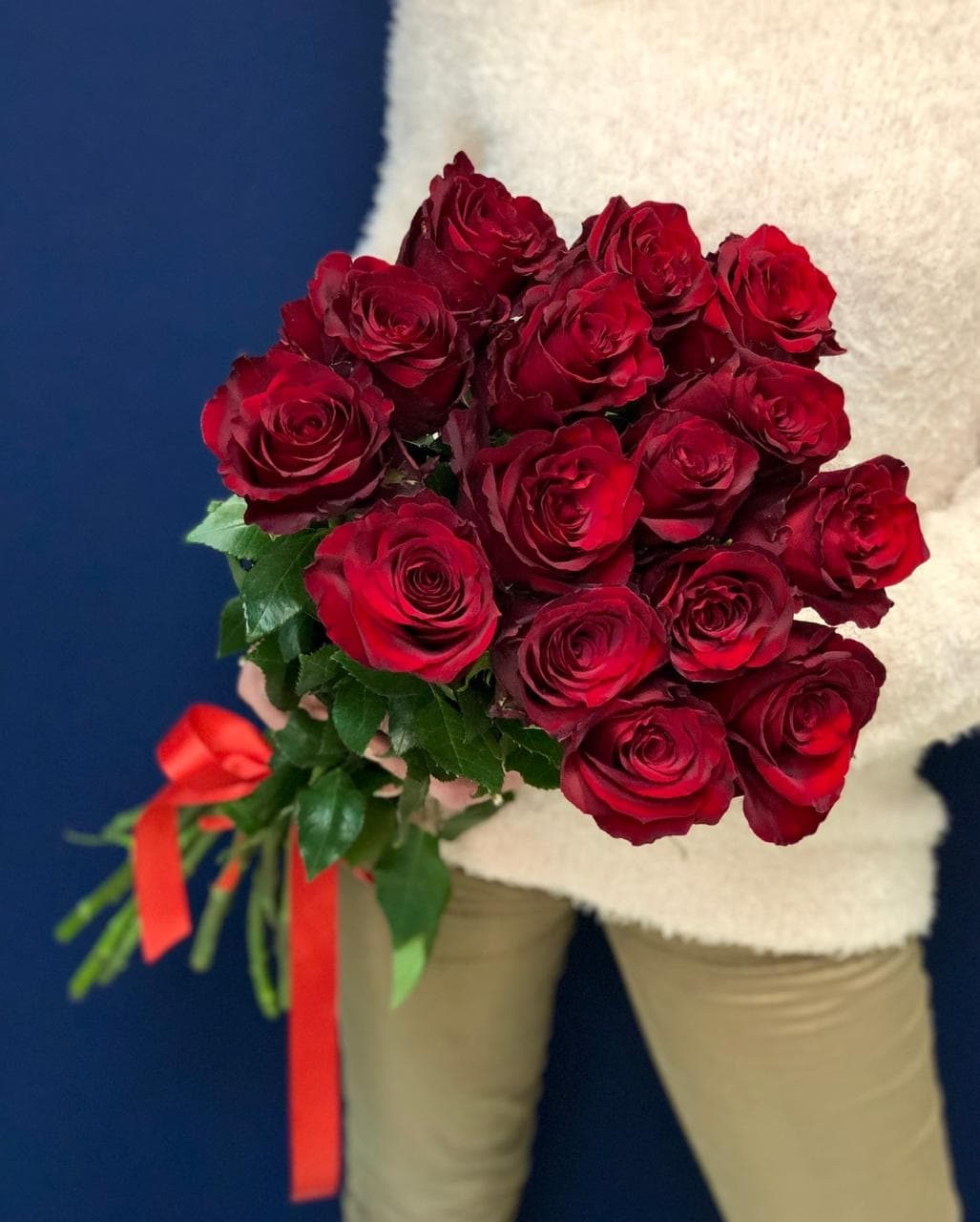 Букет из 15 красных Роз Эквадор 70 см