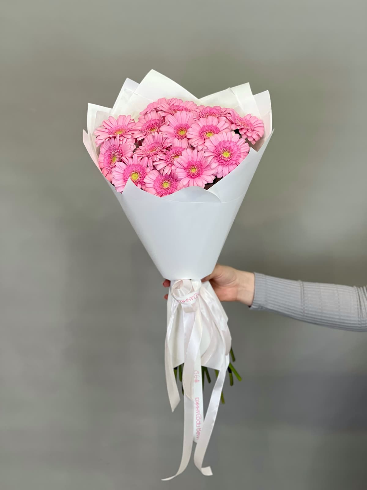 Букет из 15 розовых гермини
