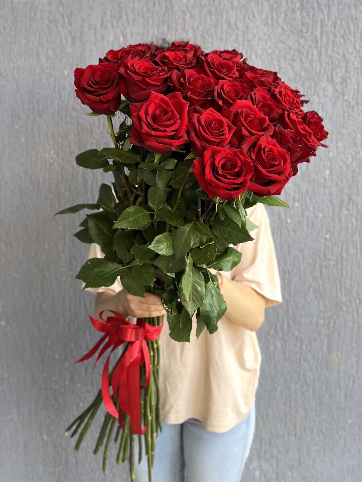 Букет из 25 красных роз 100 см премиум