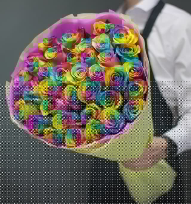 Букет из 35 радужных Роз Эквадор в фирменном оформлении Букет из 35 радужных Роз Эквадор в фирменном оформлении