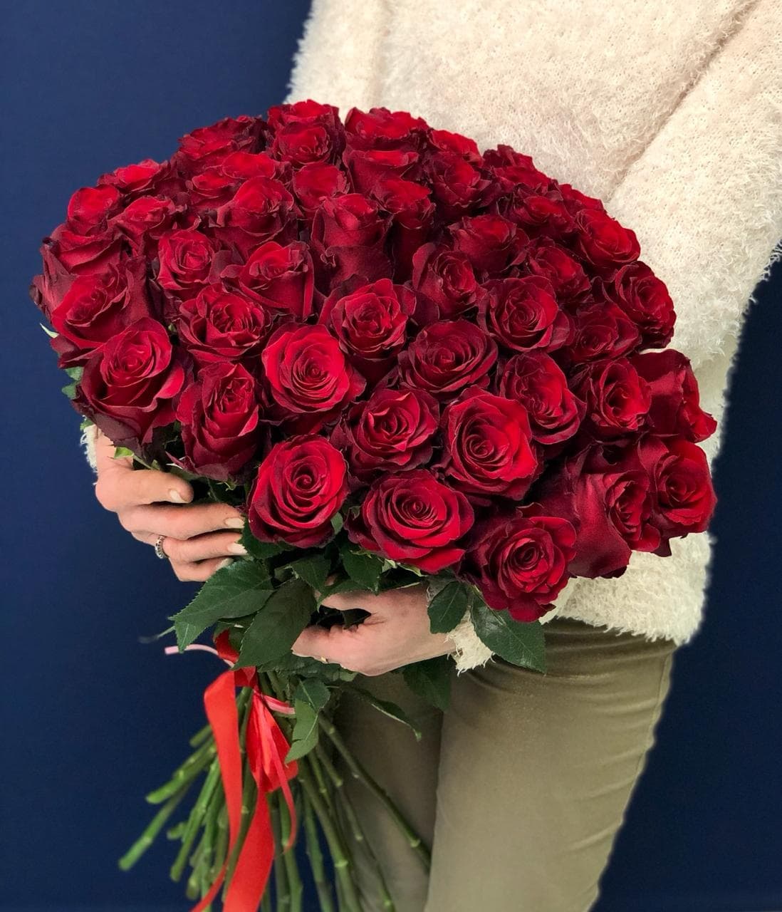 Букет из 51 красной розы Эквадор 80 см