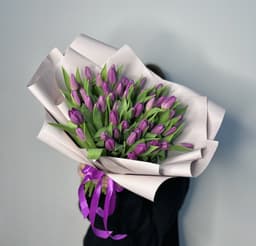 Букет из 51 Тюльпана в матовой бумаге