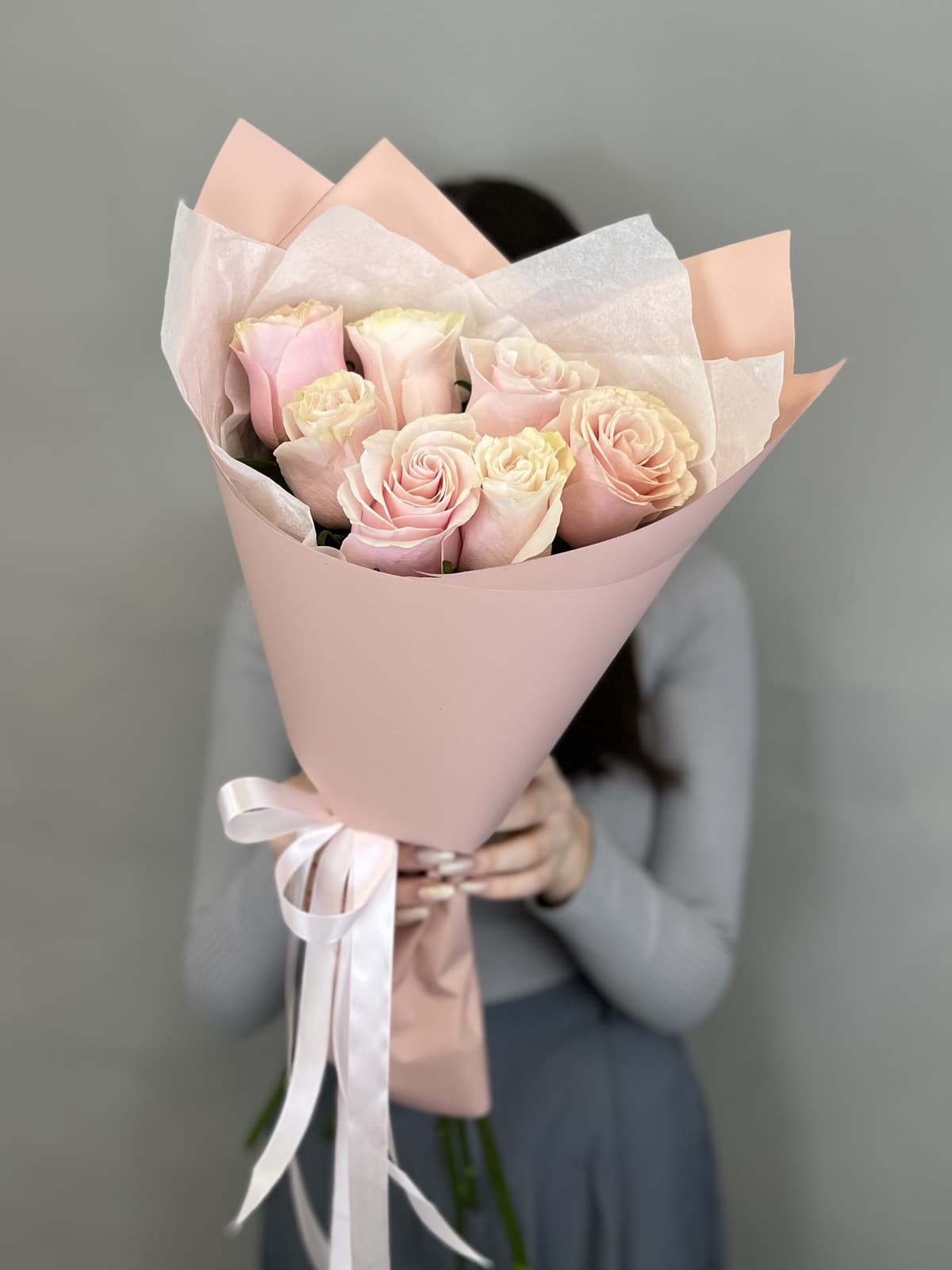 Классический букет из 7 розовых роз Премиум