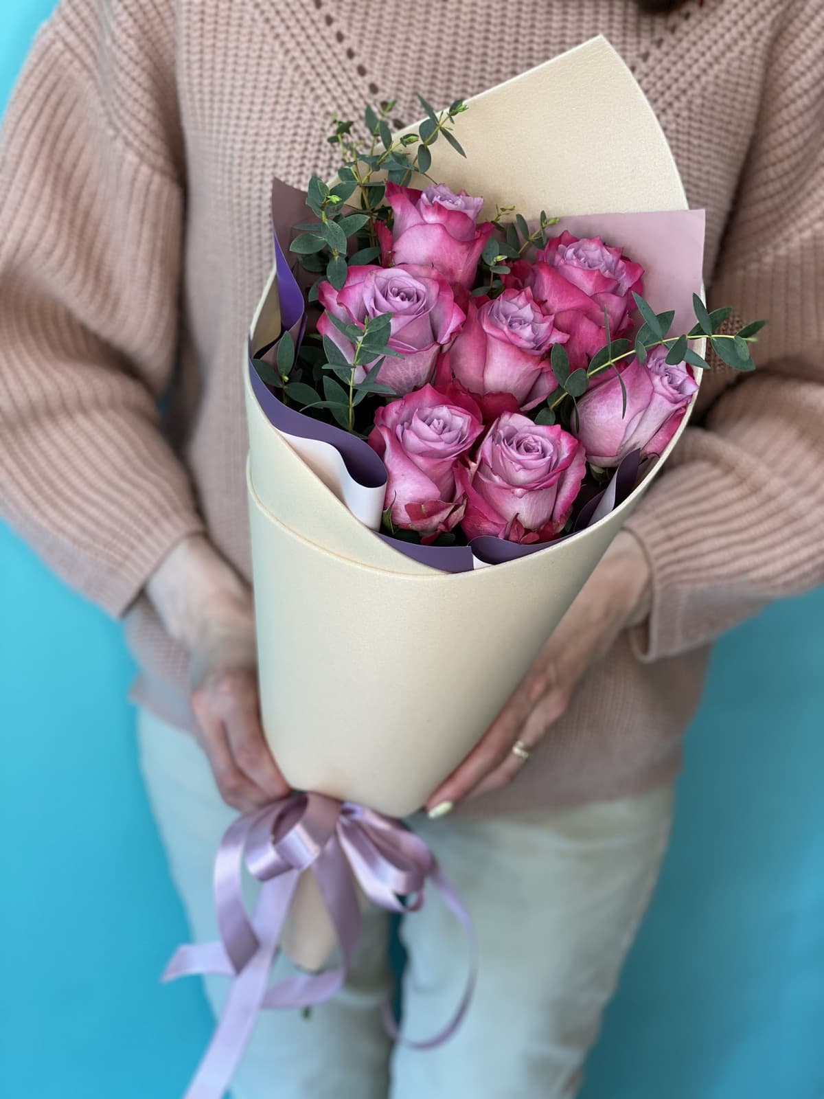 Букет из 7 сиреневых Роз Эквадор в фоамиране 60 см