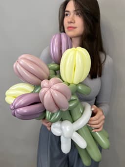 Букет из 7 тюльпанов из шаров