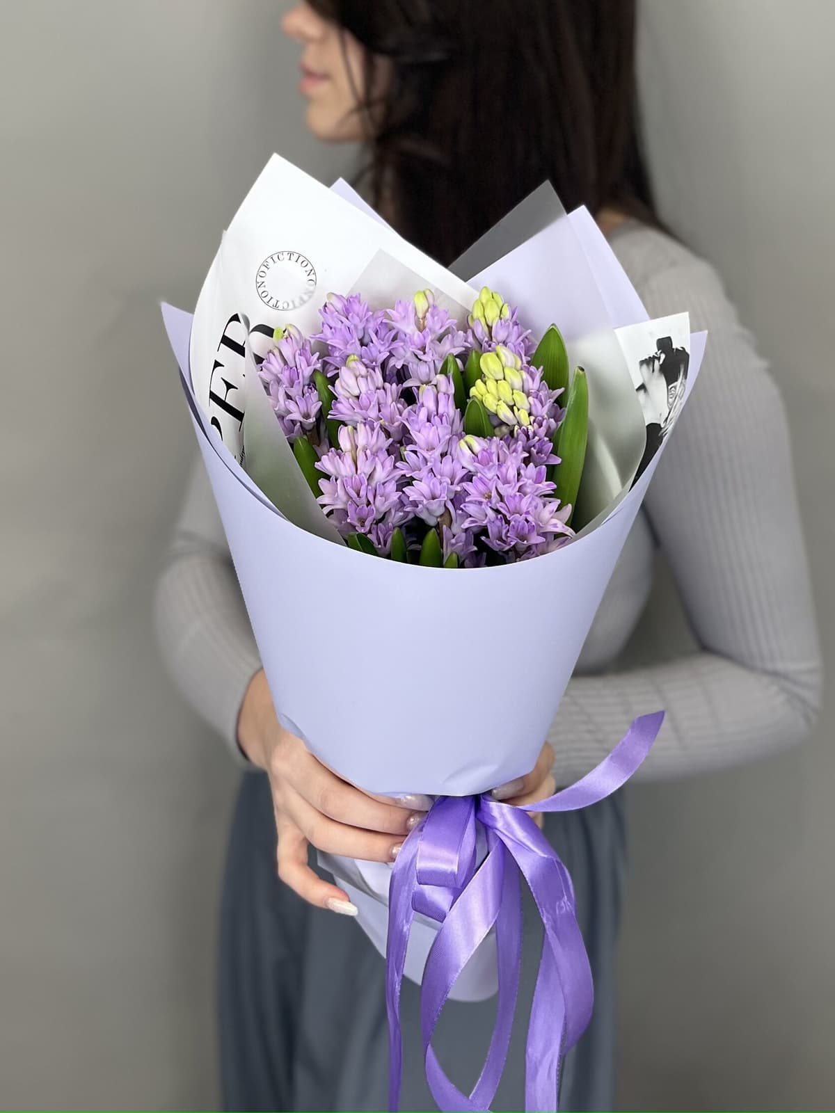 Букет из гиацинтов "Purple star" M Менделеева