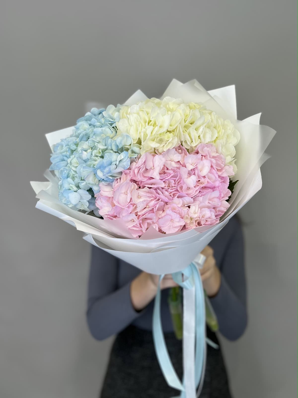 Дизайнерский букет из гортензии "Карамель"