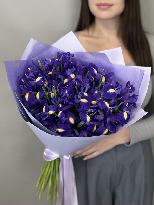 Букет из ирисов "Blue Magic" L Букет из ирисов "Blue Magic" L