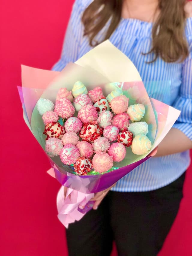 Букет из клубники "Клубничка в шоколаде" Букет из клубники "Клубничка в шоколаде"