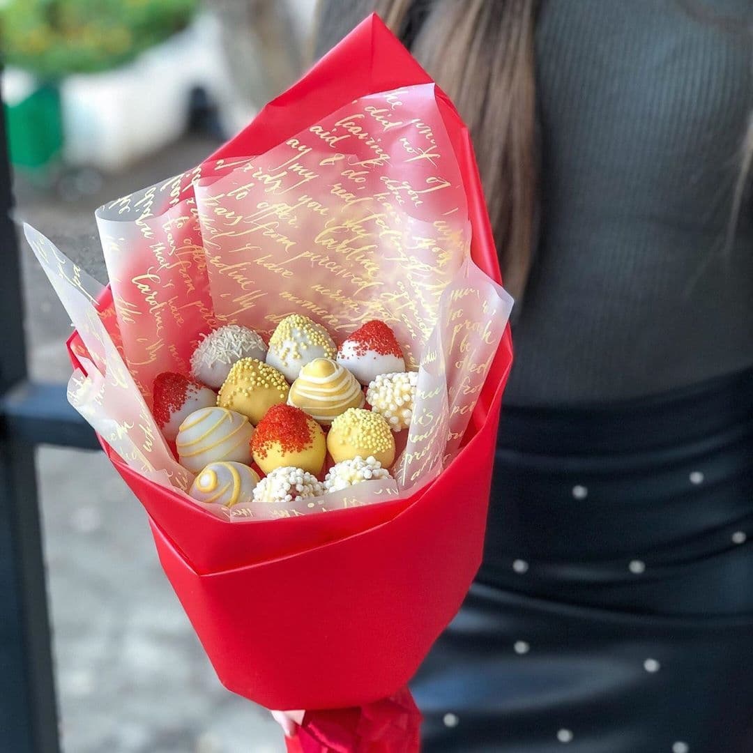 Букет из клубники "Коралловый риф"