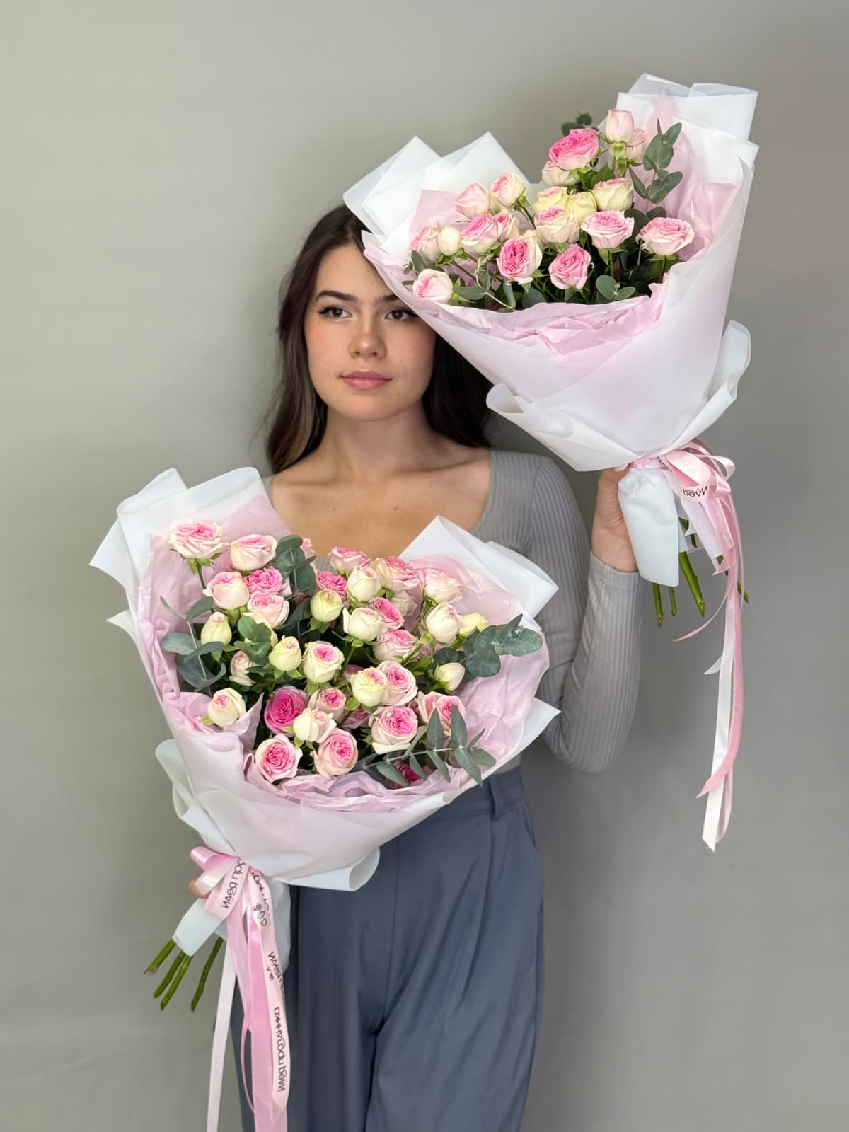 МЕГА АКЦИЯ Букет из кустовых пионовидных роз "Пралине" M