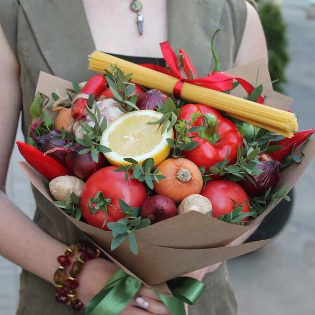 Букет из овощей "Паста" Букет из овощей "Паста"