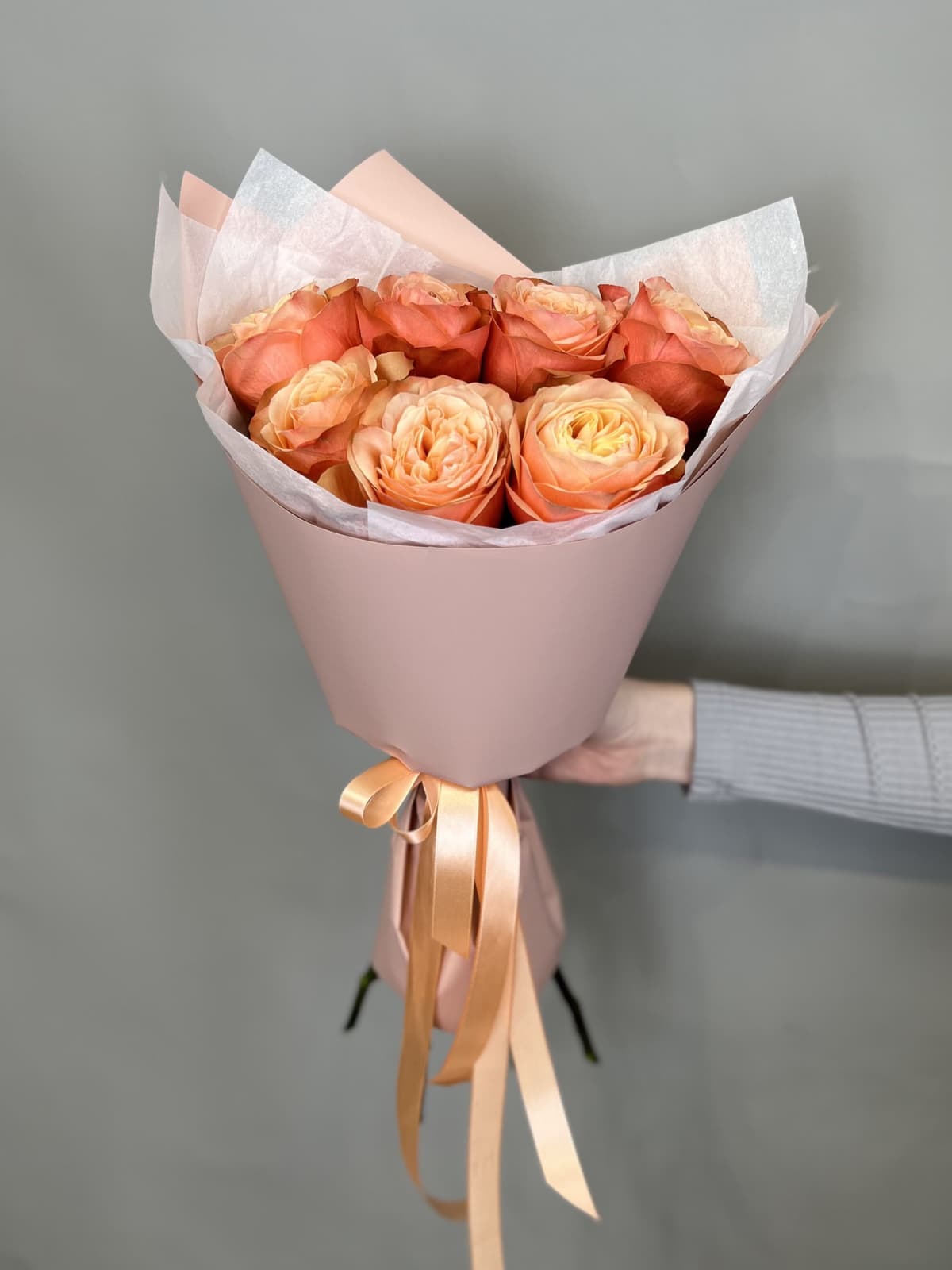 Букет из пионовидных роз "Кахала" (7)