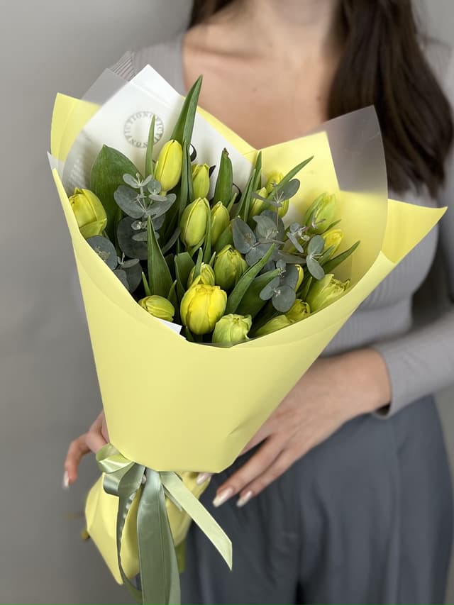 Букет из пионовидных тюльпанов "Double Trouble" M Букет из пионовидных тюльпанов "Double Trouble" M