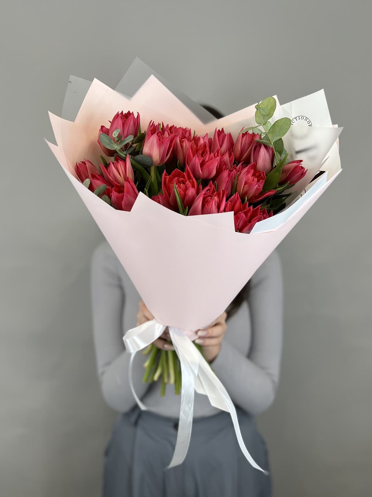 Букет из пионовидных тюльпанов "Raspberry"  L