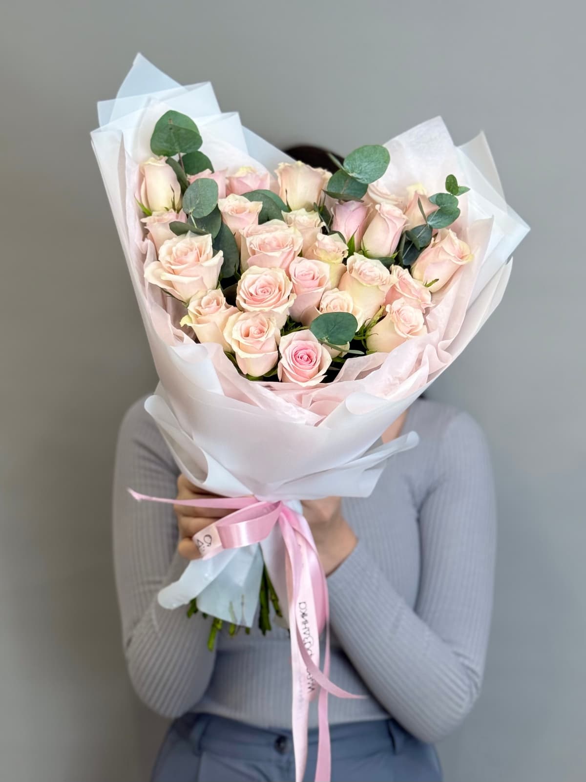 Букет из розовых роз кения "Pink athena" L