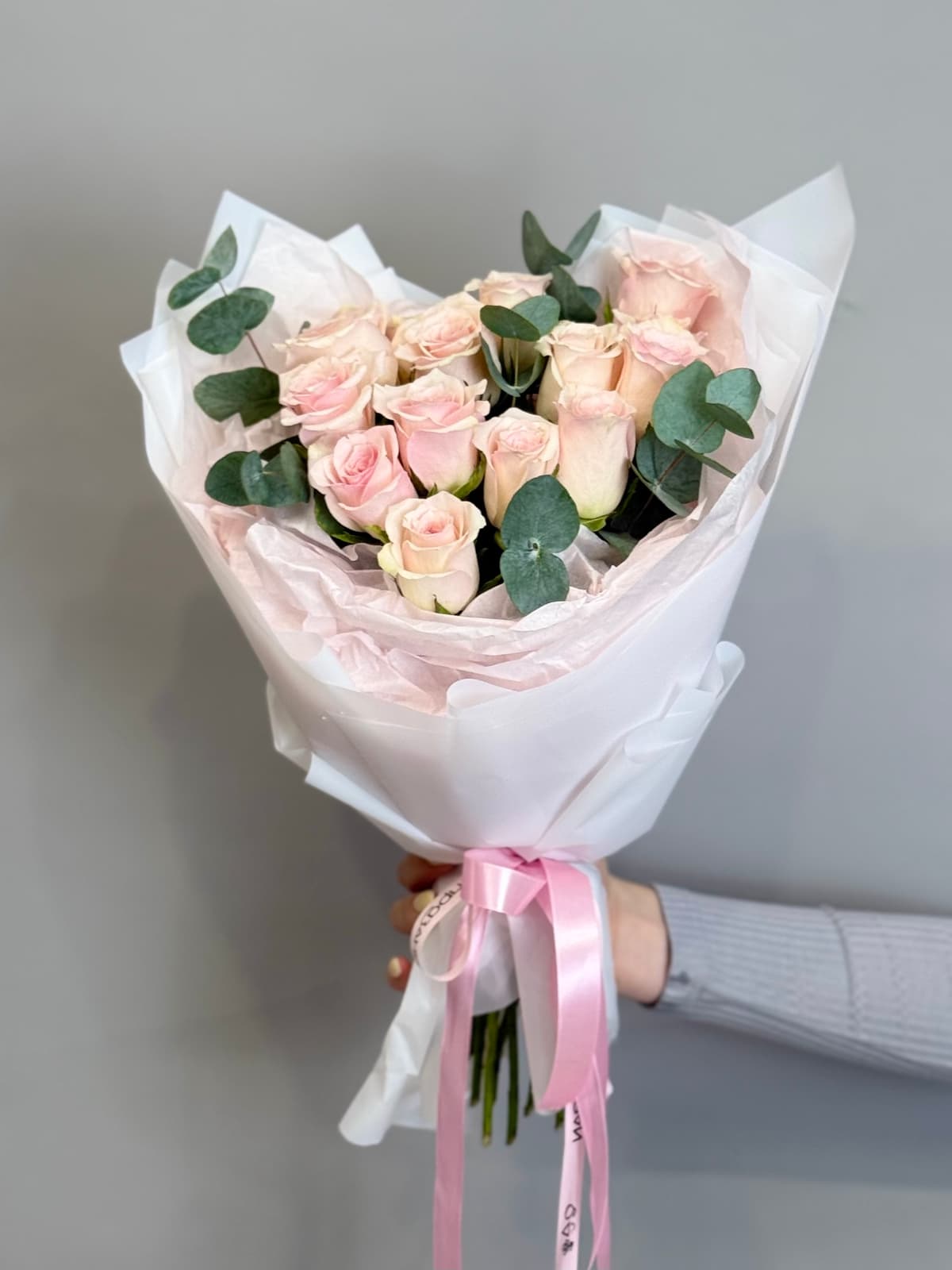 Букет из розовых роз кения "Pink athena" M