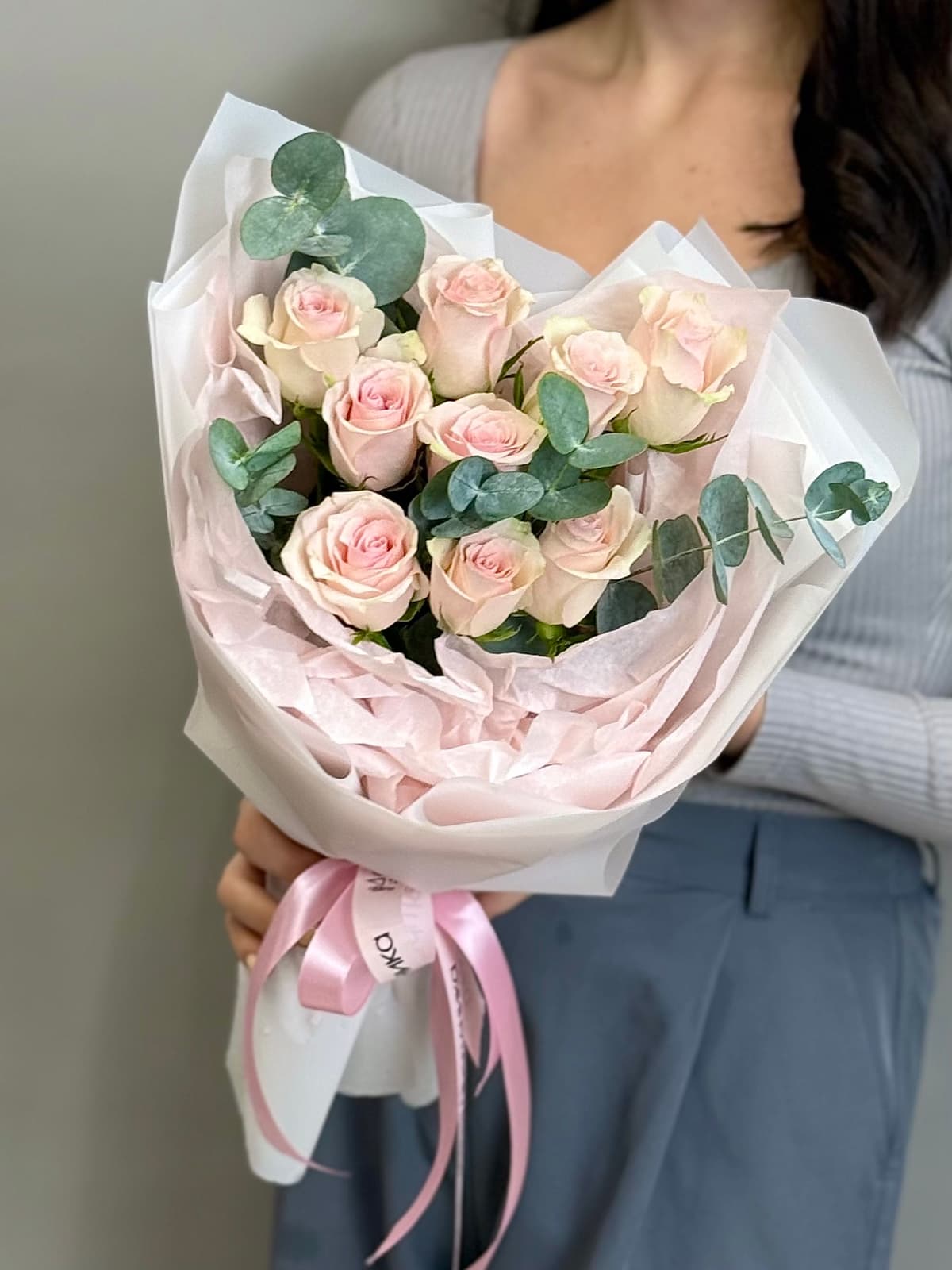 Букет из розовых роз кения "Pink athena" S