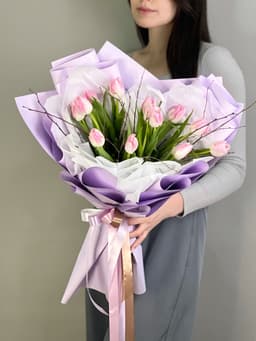 Букет из розовых тюльпанов "Дыхание"