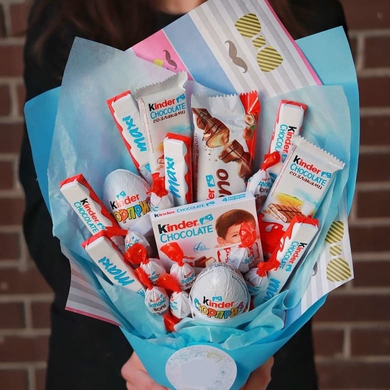 Букет из сладостей "Kinder mini boy"