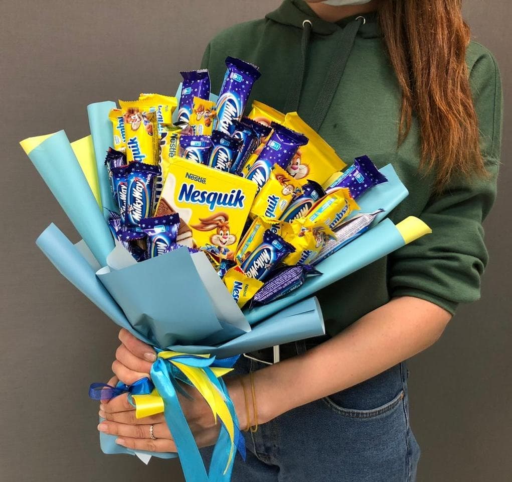 Букет из сладостей "Nesquik and Milky Way"