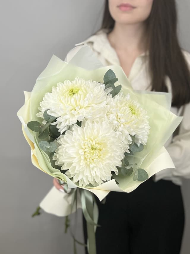 Стильный букет хризантем "Магнум" (3) Стильный букет хризантем "Магнум" (3)