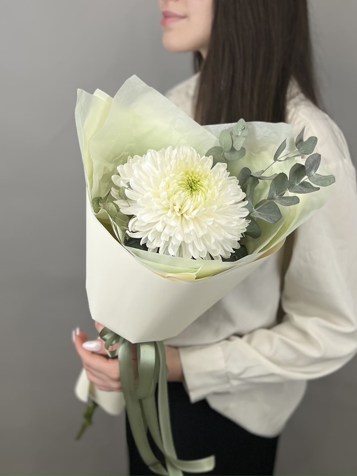 Цветочный букет хризантем "Magnum" XS .