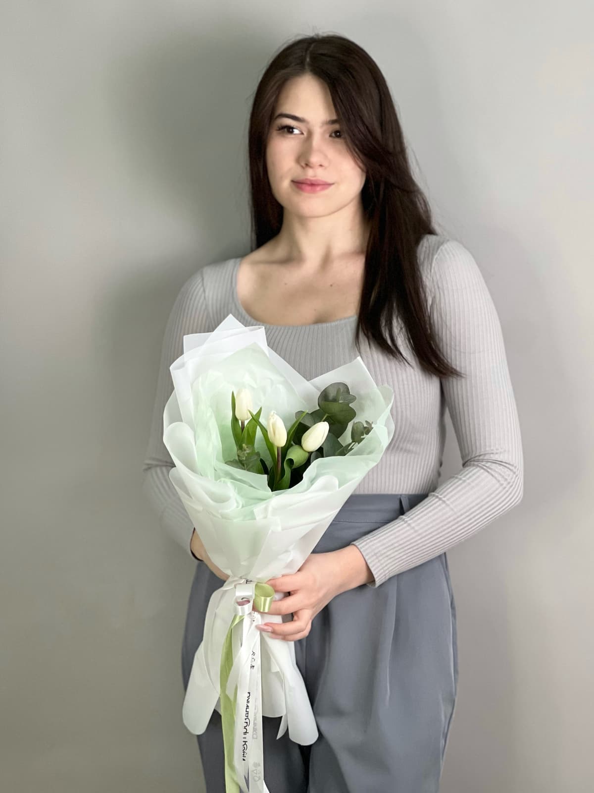 Букет - комплимент "Поцелуй весны" белый