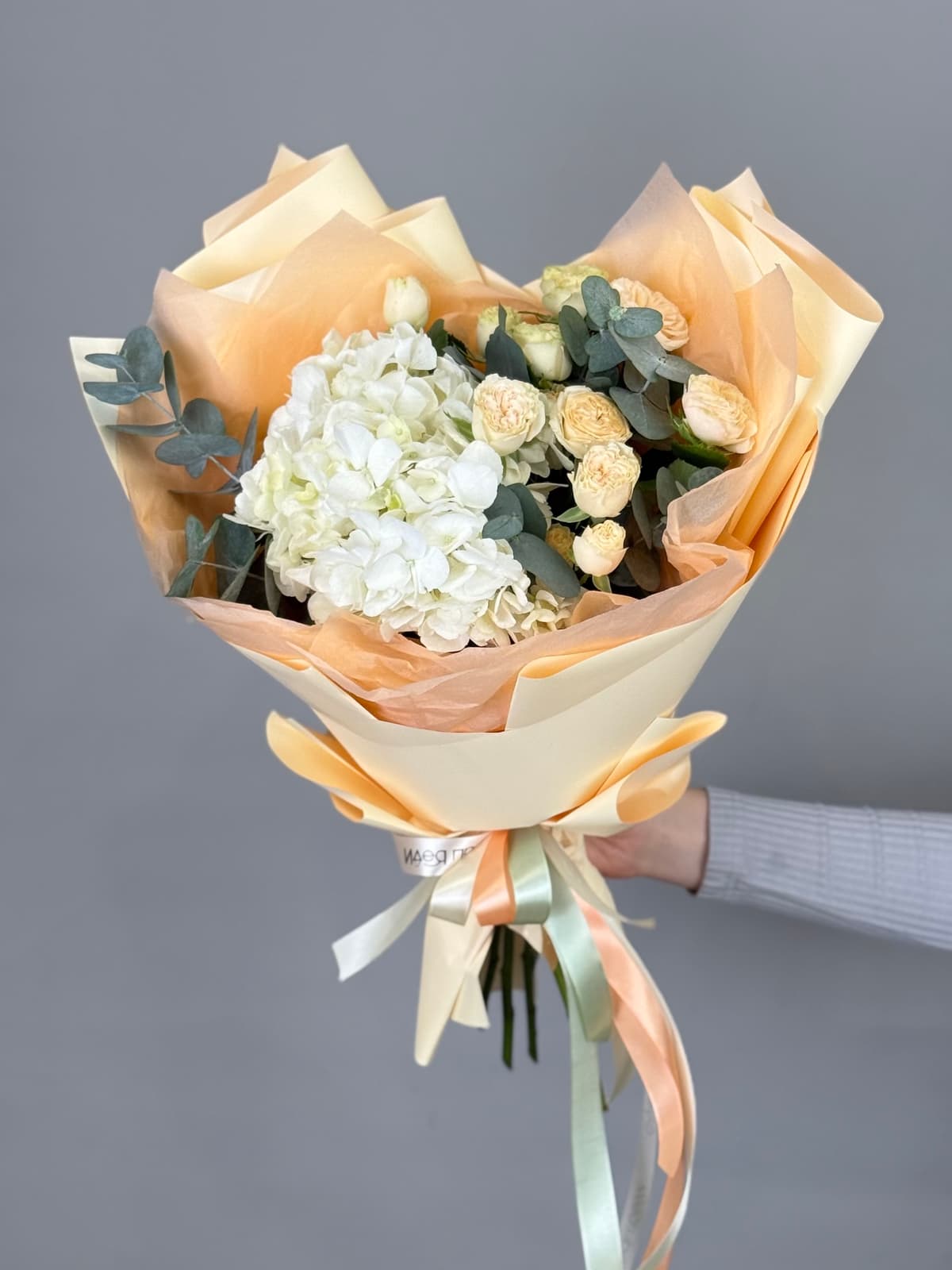 Букет "Персиковый нюд"