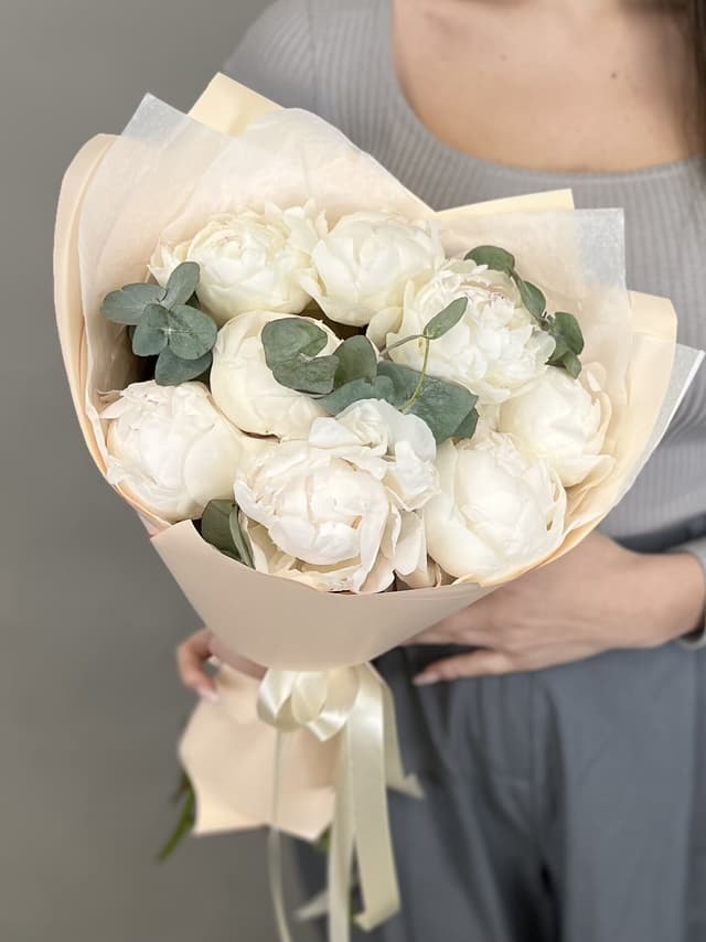 Красочный букет пионов "Одиль" Красочный букет пионов "Одиль"