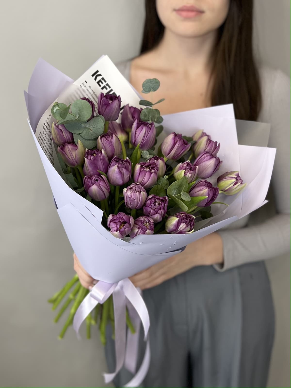 Нежный букет пионовидных тюльпанов «Блу Даймонд» (27)