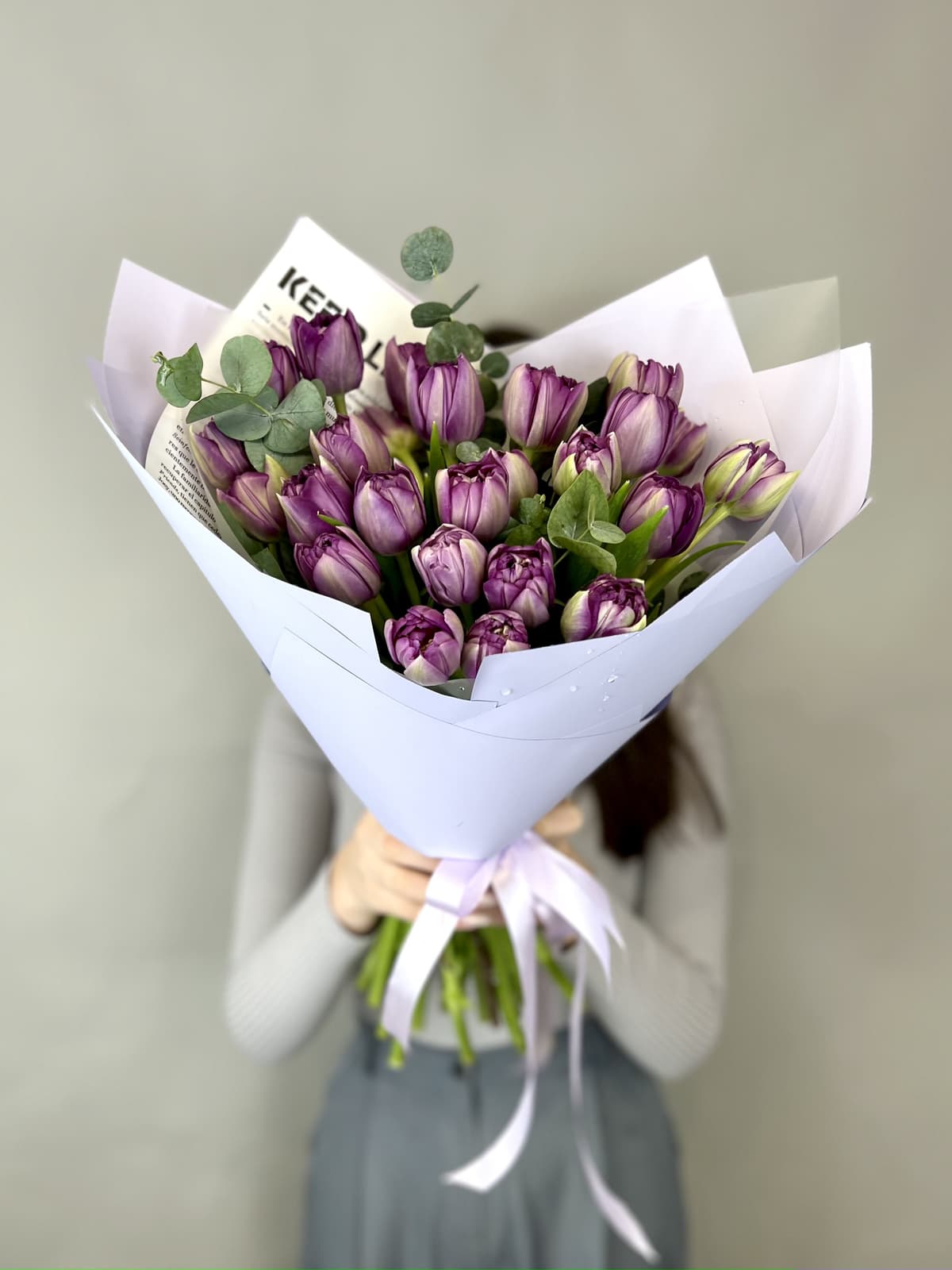 Нежный букет пионовидных тюльпанов «Блу Даймонд» (27)