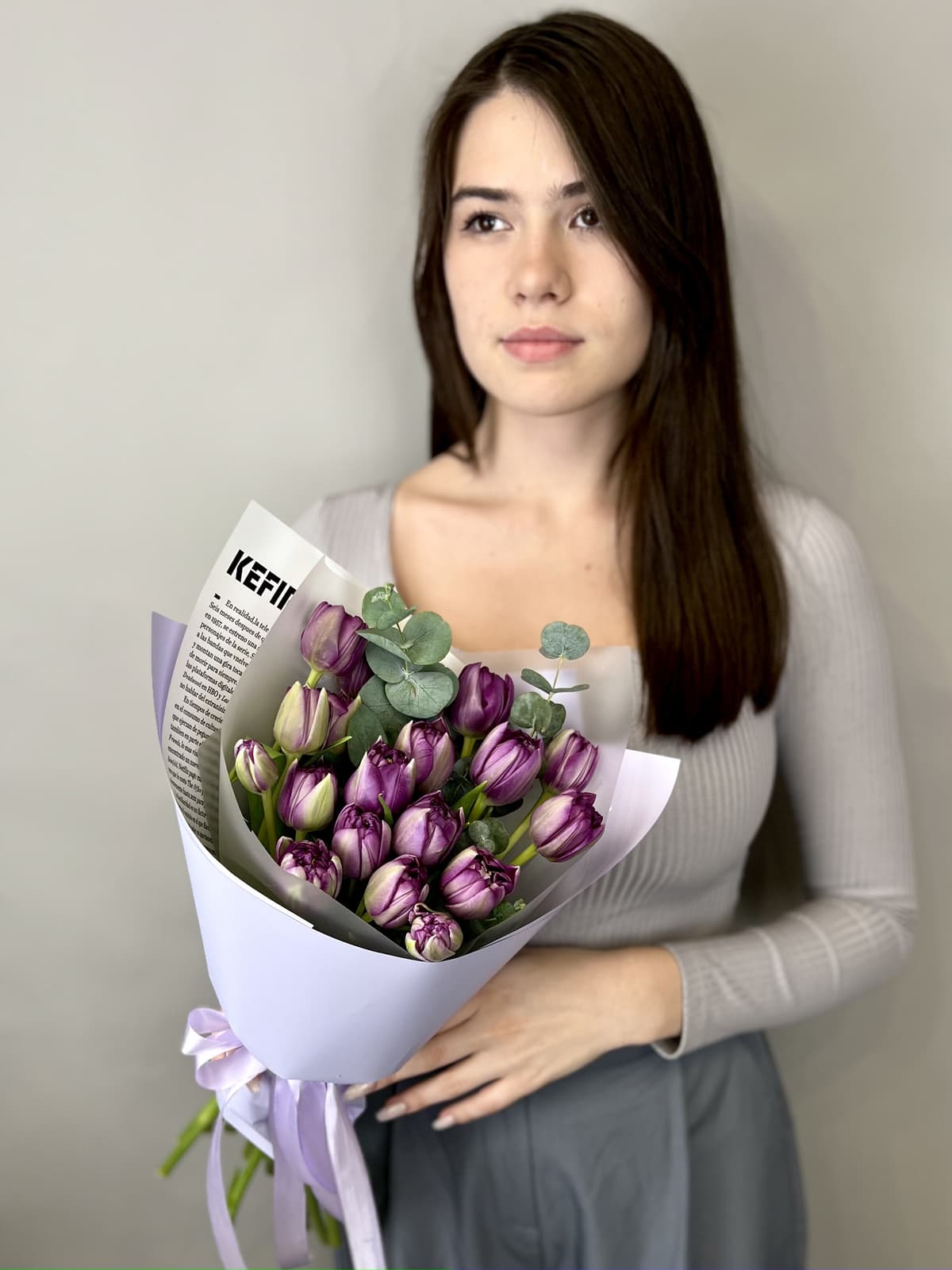 Букет пионовидных тюльпанов «Блу Даймонд» (19)