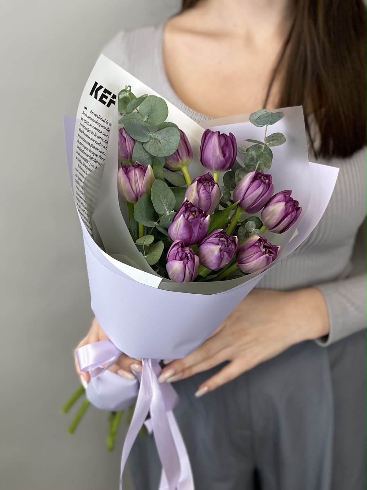 Роскошный букет пионовидных тюльпанов «Блу Даймонд» (11)