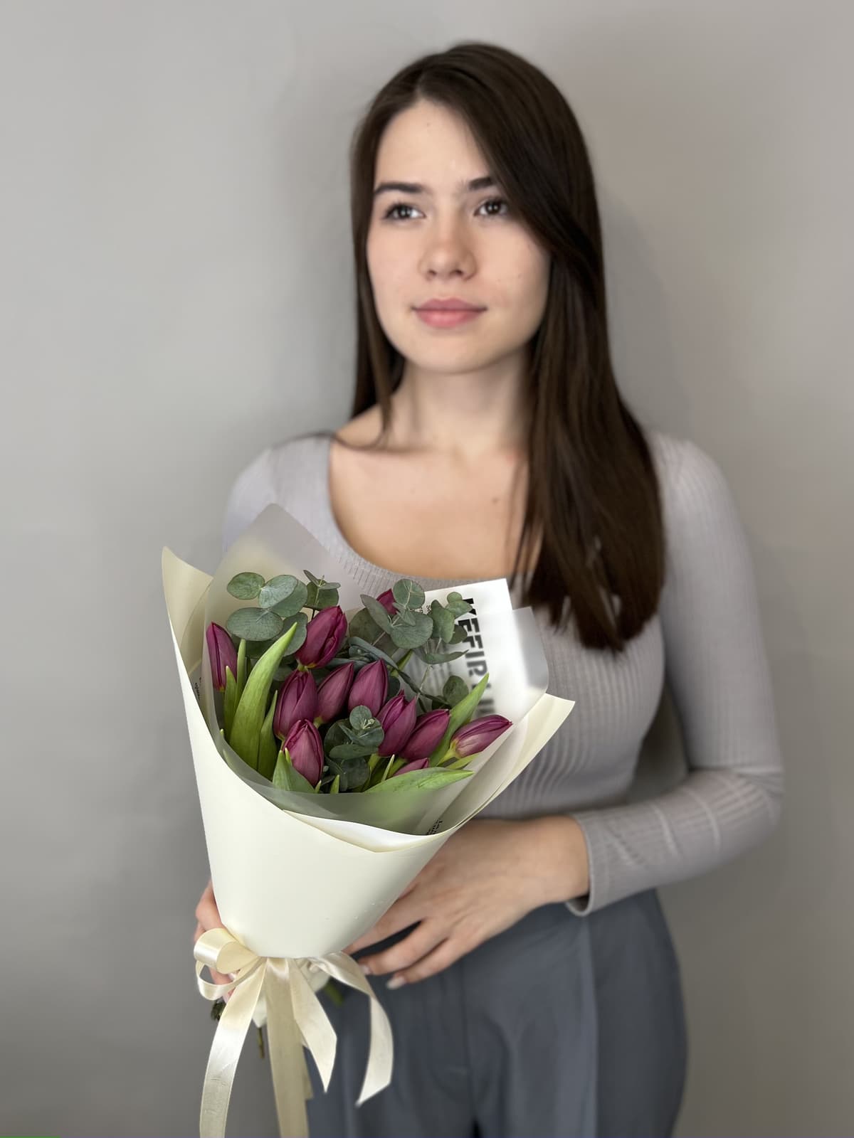 Букет пионовидных тюльпанов "Double Princess" S