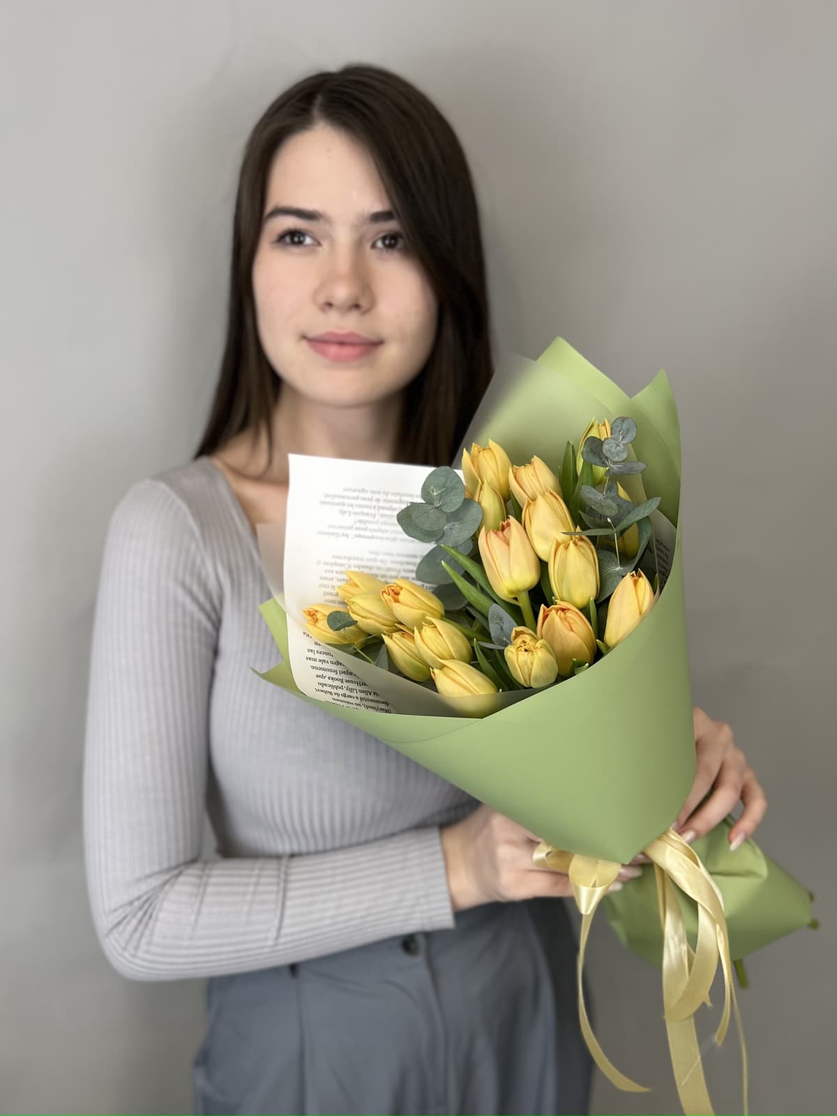 Букет пионовидных тюльпанов "Orca" M