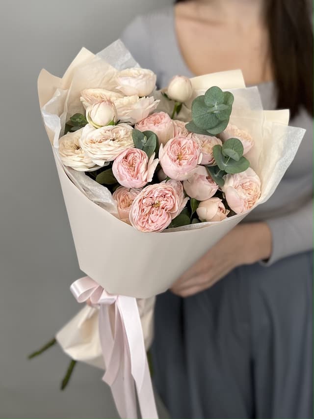 Красочный букет "Румяна" S Менделеева Красочный букет "Румяна" S Менделеева