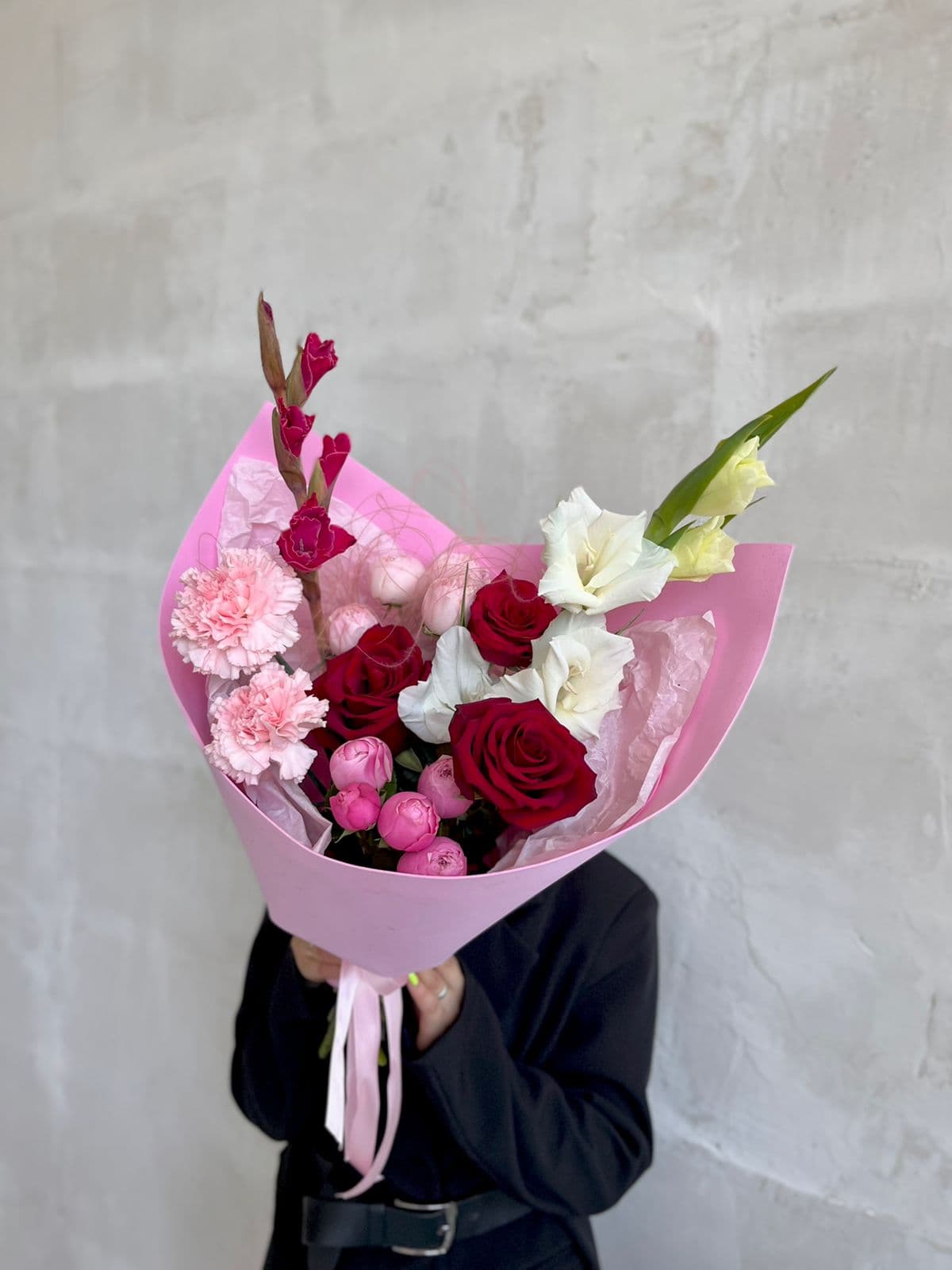 Букет с Розами и Гладиолусами