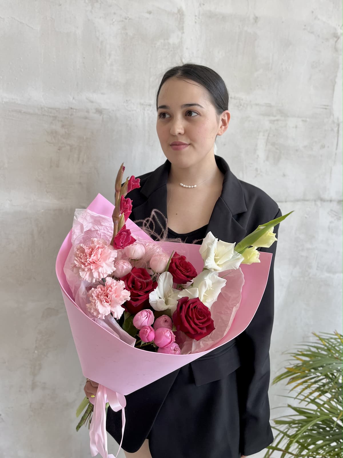 Букет с Розами и Гладиолусами