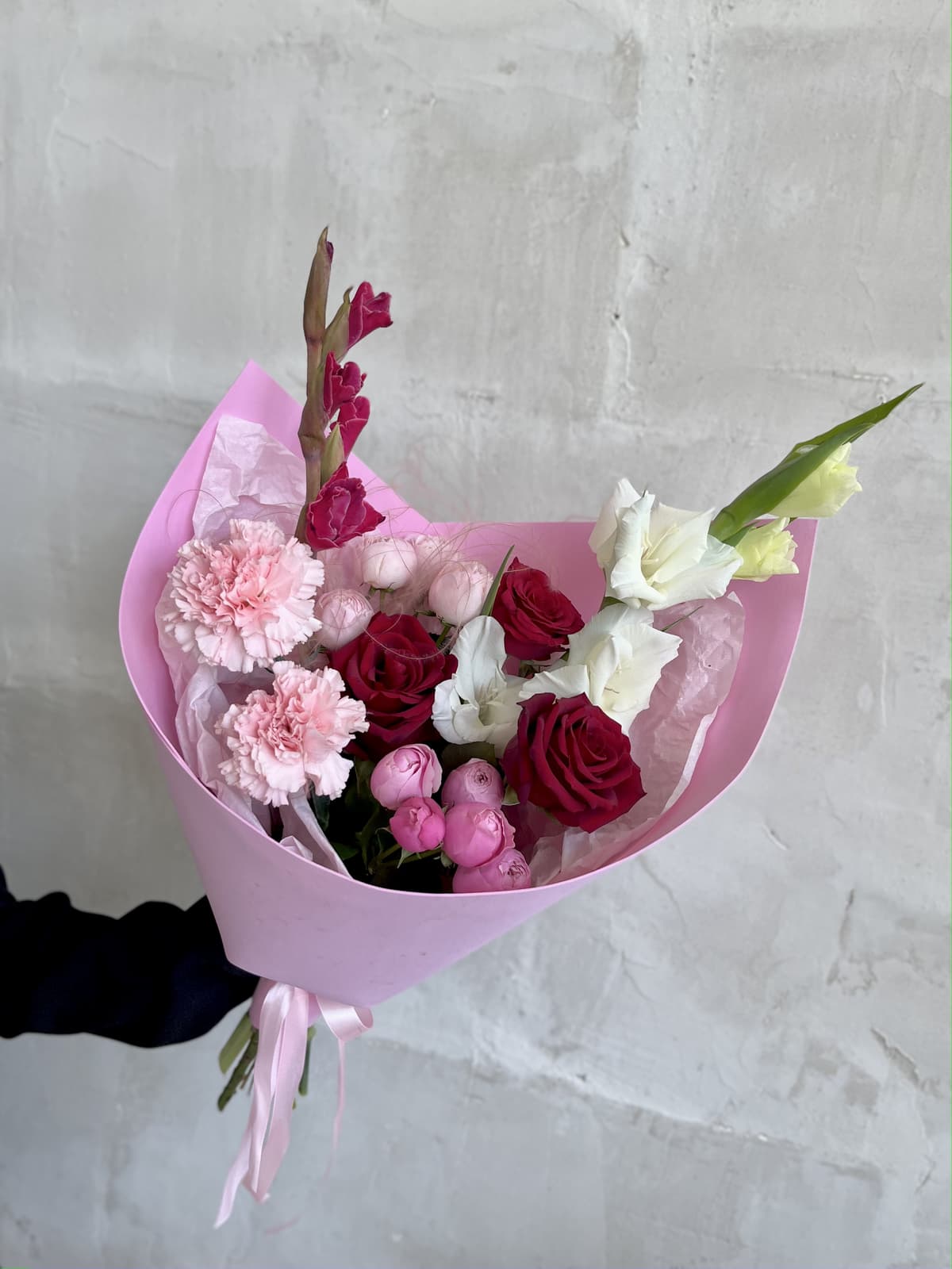 Букет с Розами и Гладиолусами