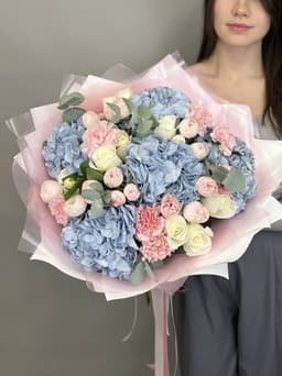 Красивый букет "Туман" L